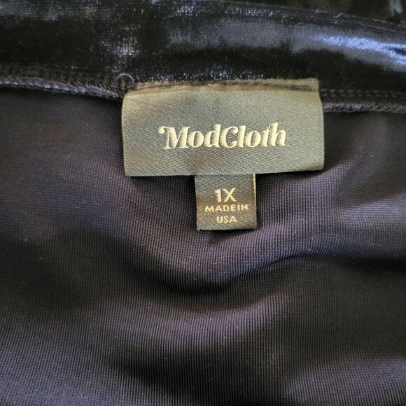 Modcloth Blue Crushed Velvet Top Size 1X Long Sleeve Pullover Stretchy - Picture 4 of 4